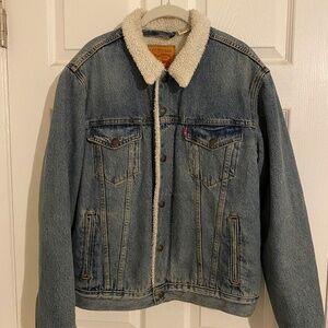 Levi's Sherpa Trucker Jacket